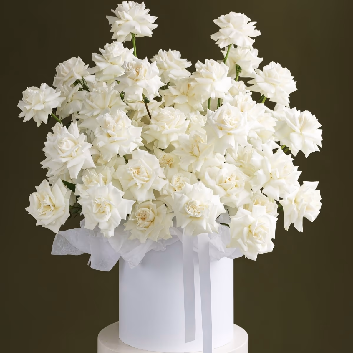 Коробка с Французскими розами Playa Blanca 101шт — THE ÁME Flowers
