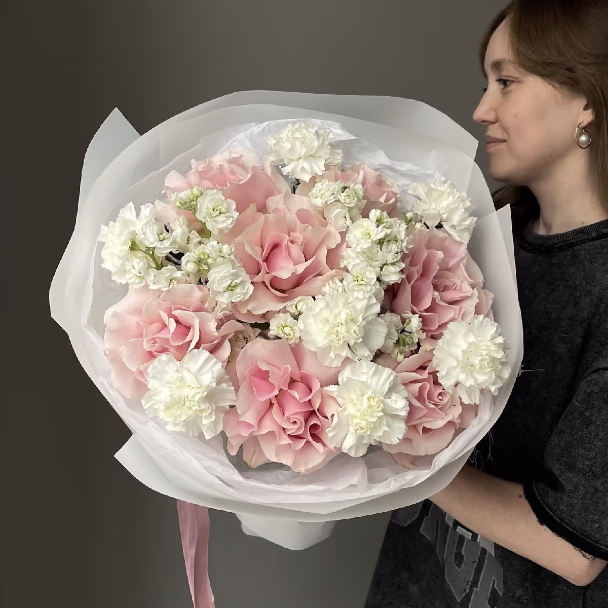 Авторский букет «Сладкая вата» — THE ÁME Flowers