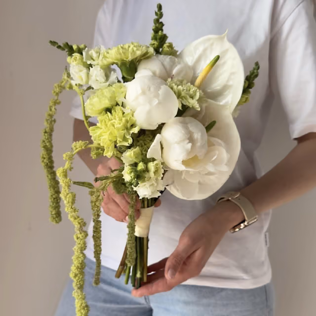 Бует невесты из пиона, амаранта и антириума — THE ÁME Flowers