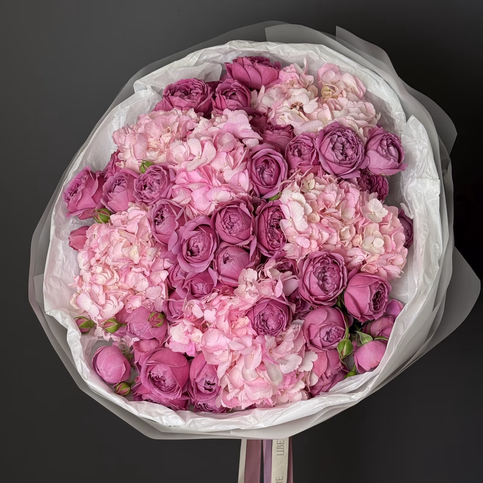 Авторский букет «Ягодный сорбет» — THE ÁME Flowers