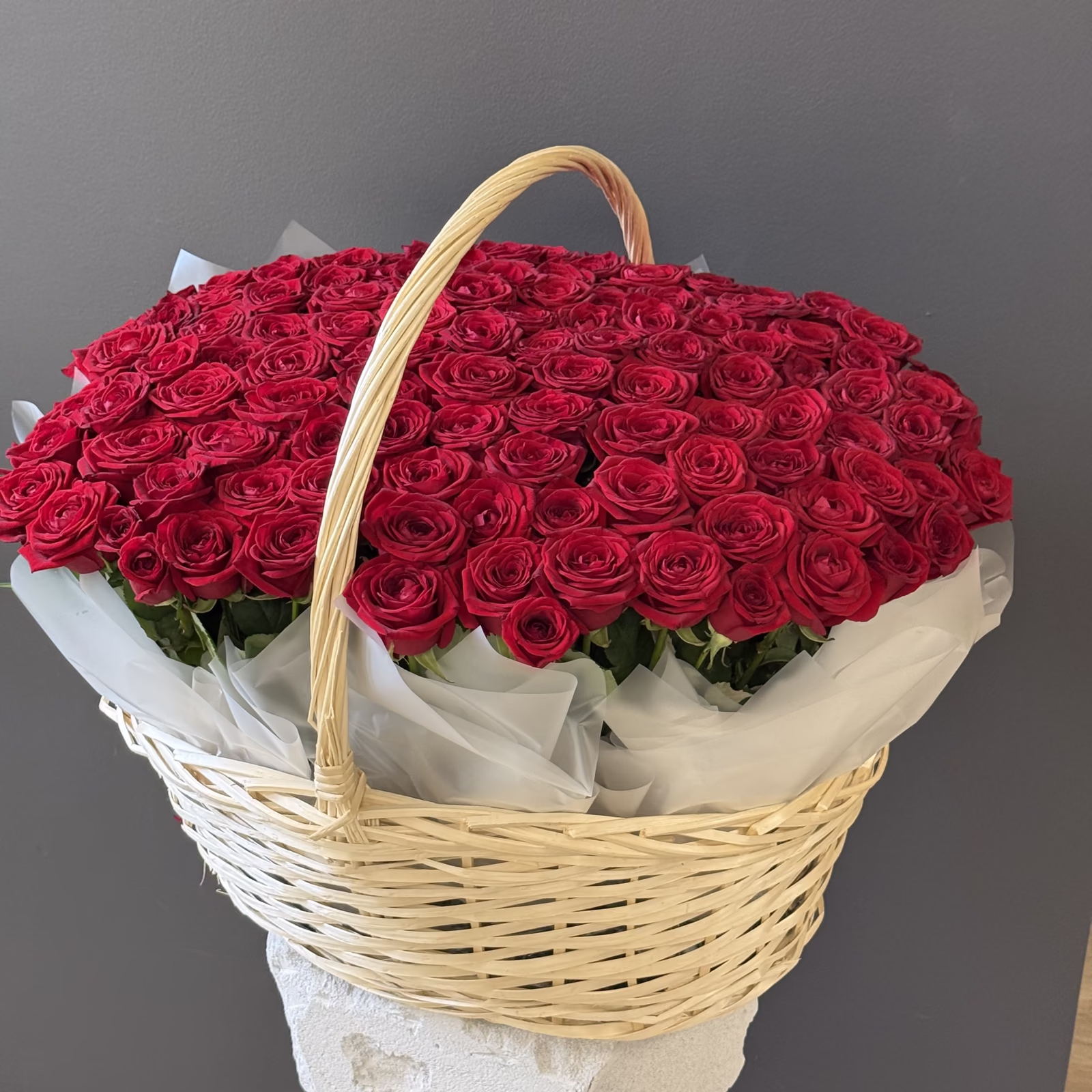 ert — THE ÁME Flowers