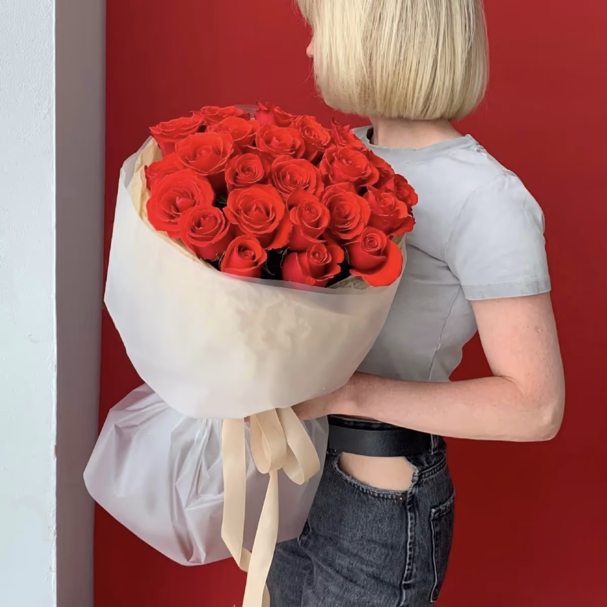 Монобукет из роз Nina 25шт — THE ÁME Flowers