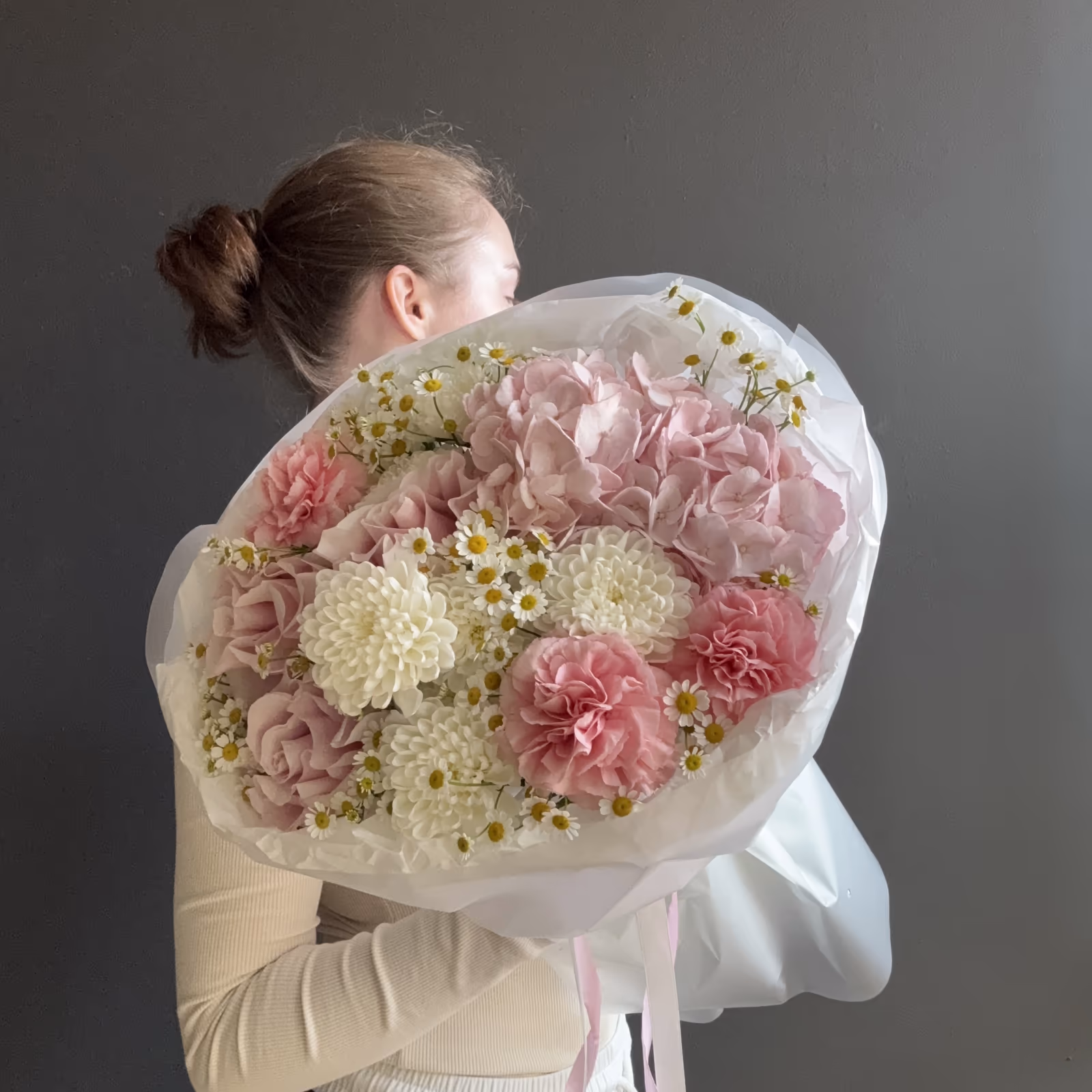 Авторский букет «Пудровый берег» — THE ÁME Flowers