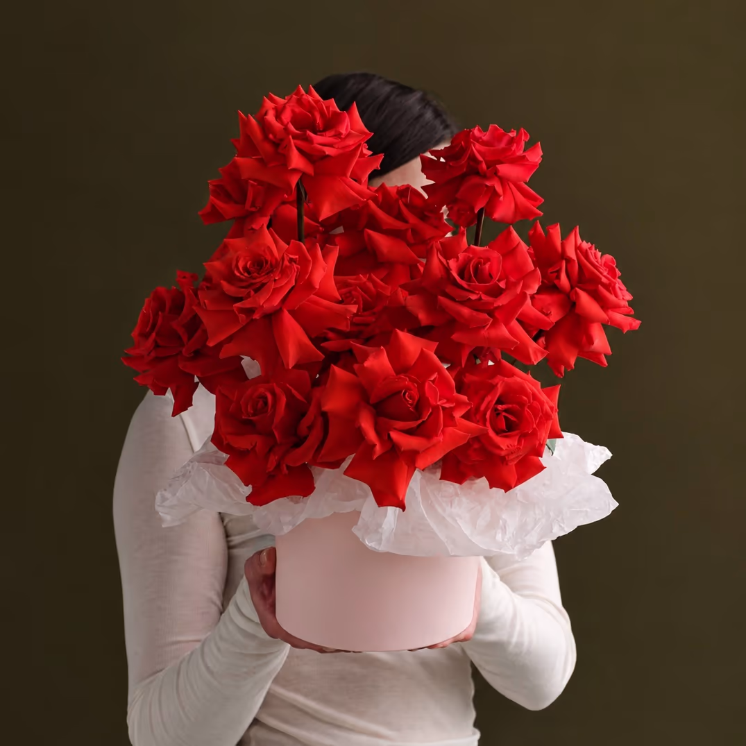Коробка с Французскими розами Nina 15шт — THE ÁME Flowers