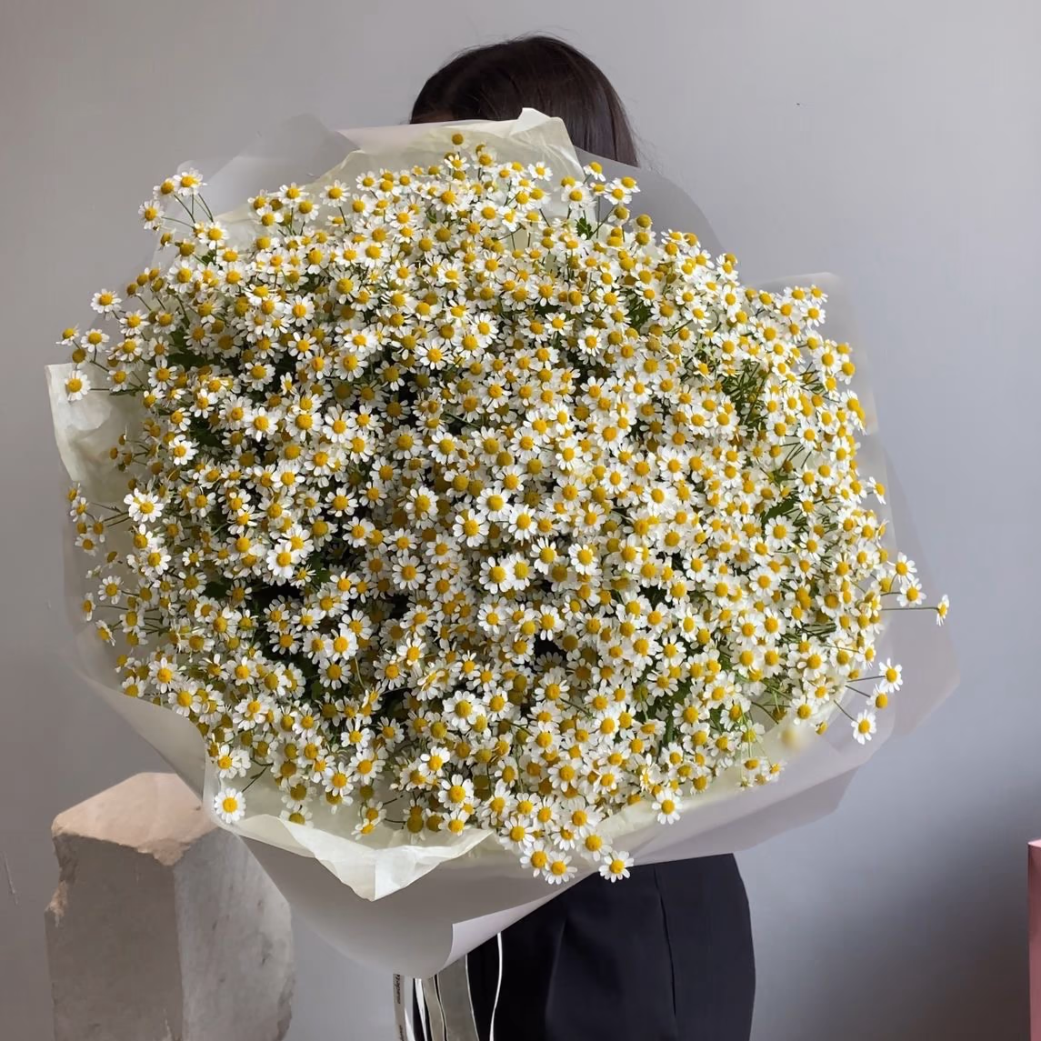 Букет из 51 ромашки «Летнее настроение» — THE ÁME Flowers