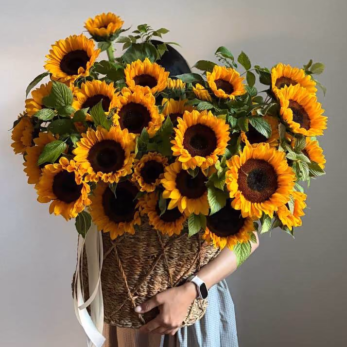Корзина из подсолнухов «Солнечный» — THE ÁME Flowers