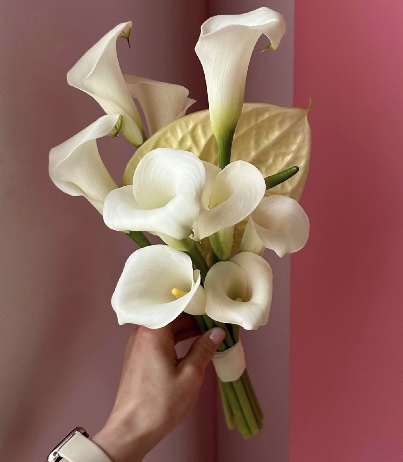 Букет невесты из калл и антуриума — THE ÁME Flowers