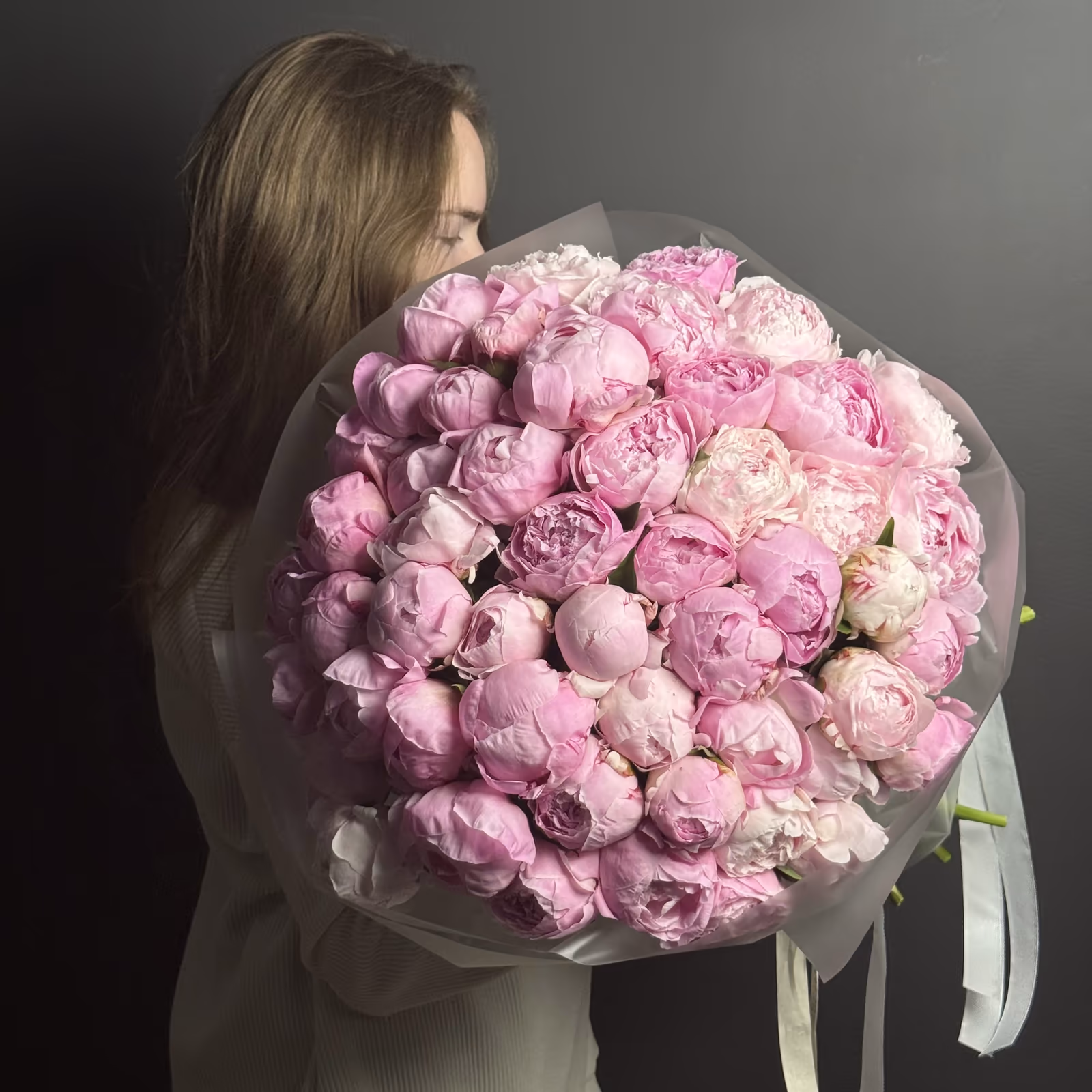Букет из 51 пиона Sarah Bernhardt — фото 3