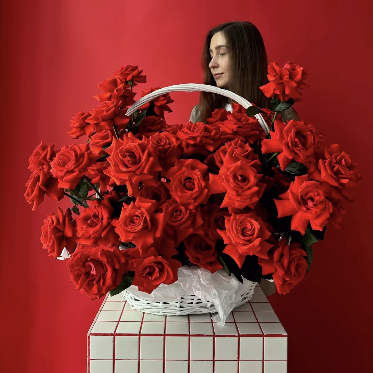 Композиция большая в корзина из Нины — THE ÁME Flowers