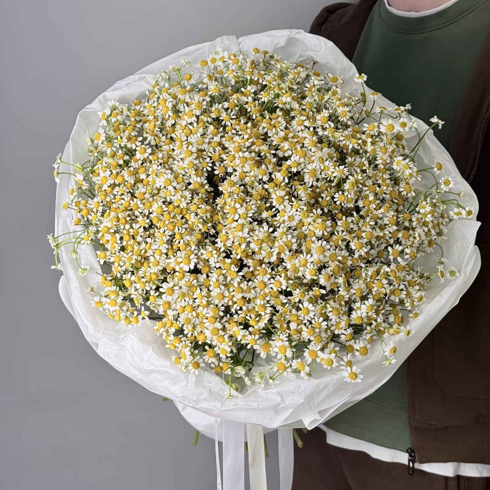 Монобукет из ромашек — THE ÁME Flowers