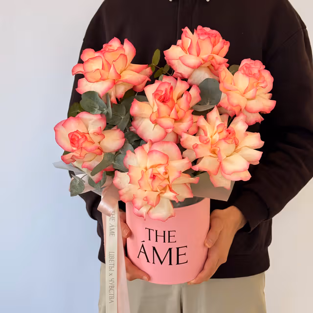 Коробка с Французскими розами — THE ÁME Flowers