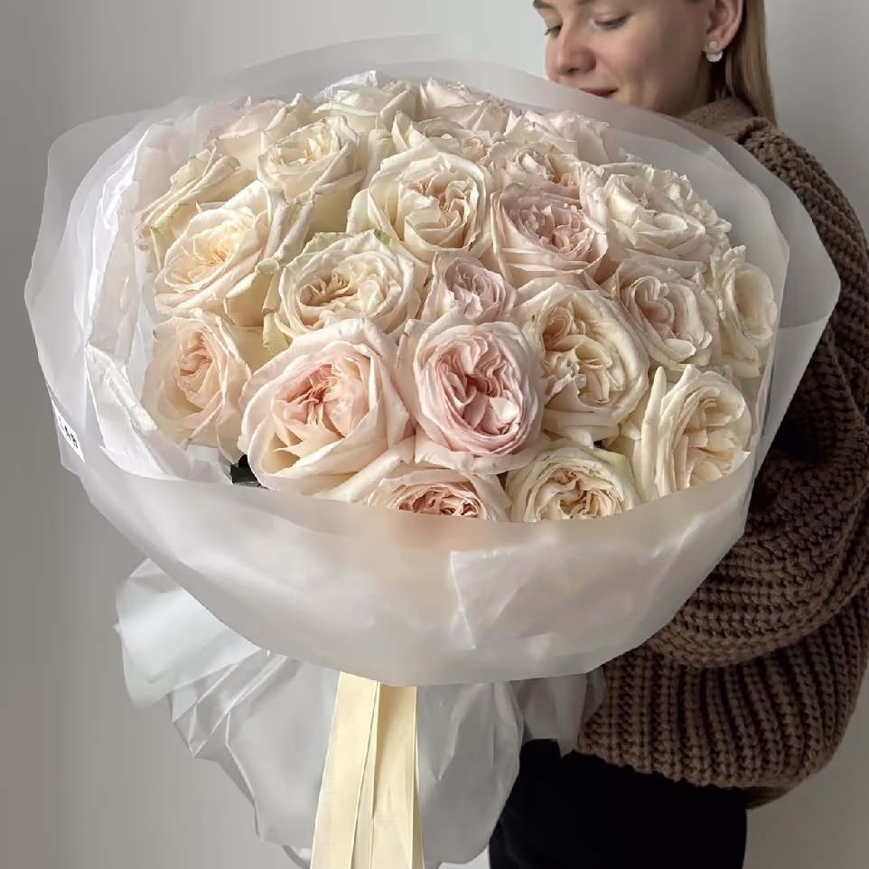 Монобукет из пионовидной розы Вайт Охара — THE ÁME Flowers